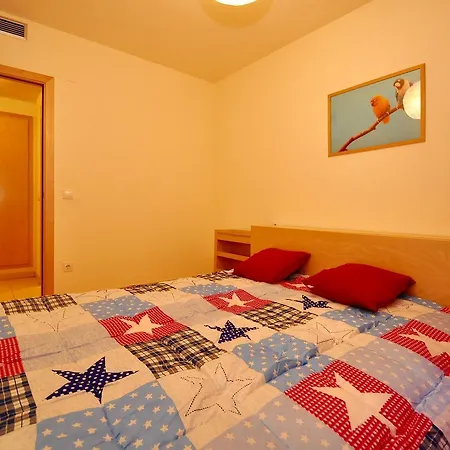 Apartments Diamond House - Lloretholiday - Granada Apartment *