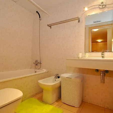 Apartments Diamond House - Lloretholiday - Granada Apartment